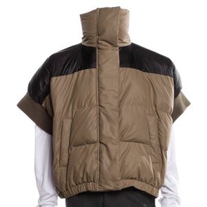 Sacai Vest unisex 
•   Brown
•   Colorblock Pattern
•   With Hood